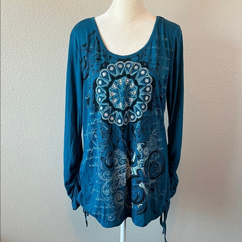Bobbie Brooks Medallion Print Ruched Long Sleeve TShirt Blue Size 1X